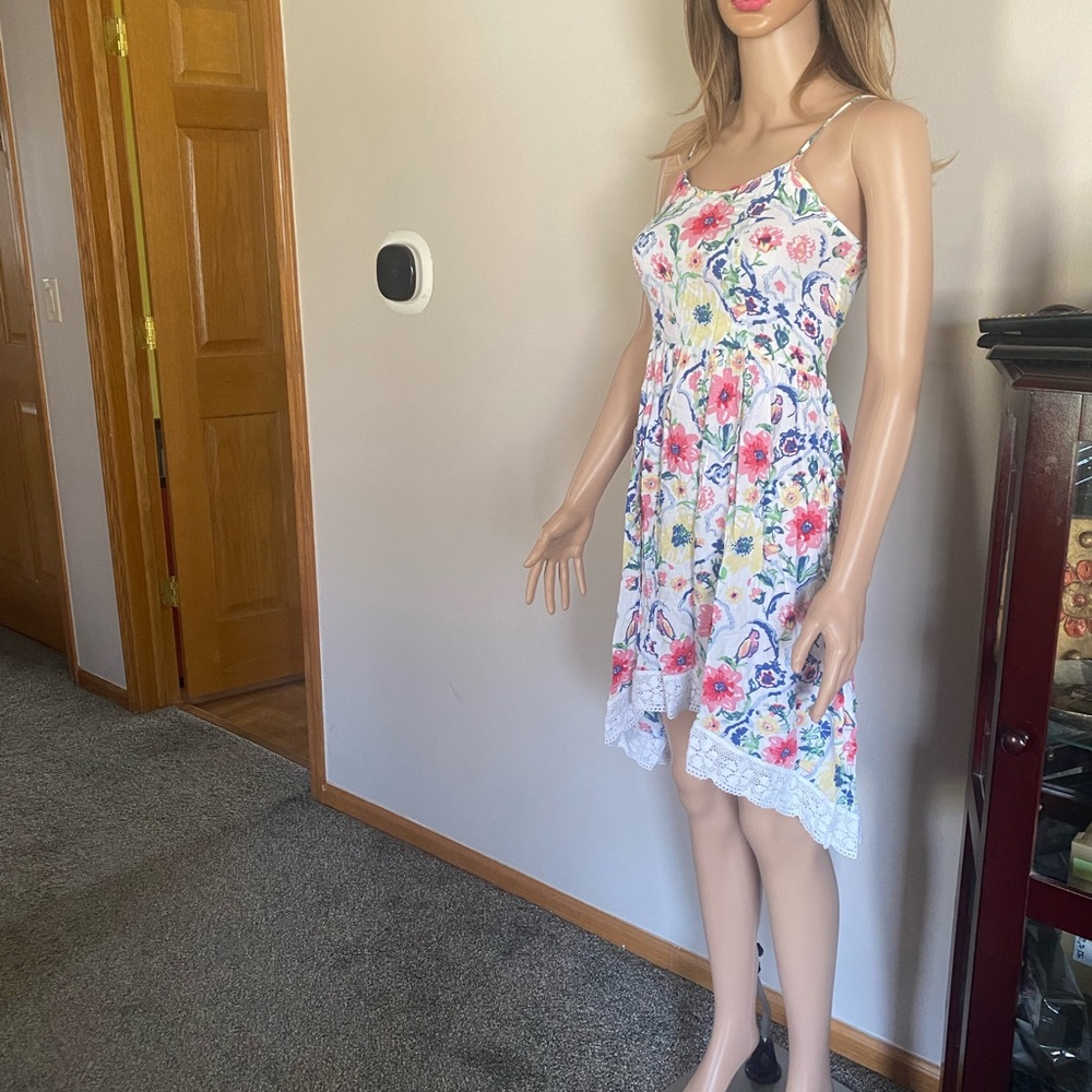Abercrombie floral dress fits XL 16 girl or small women.